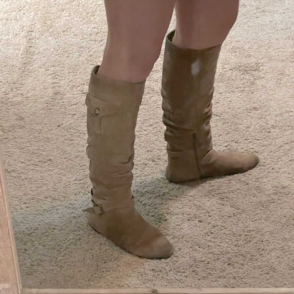 BCBGeneration flat boots - Picture 6 of 9